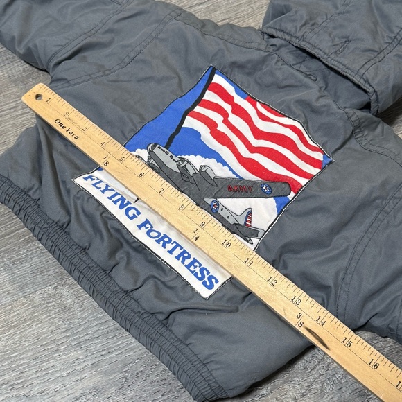 Vintage Flying Fortress Hooded Jacket – Military Plane Graphic 2T - Picture 7 of 10